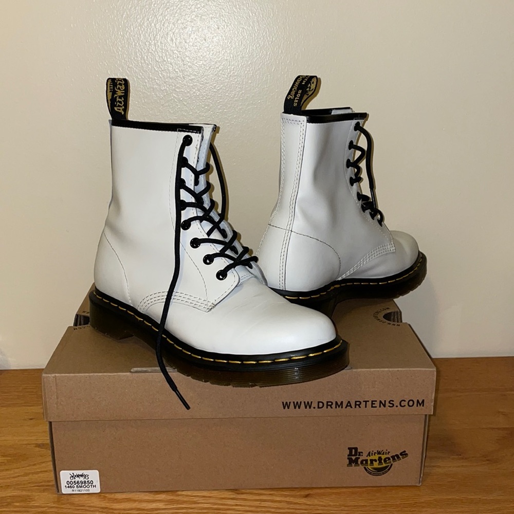 White doc martens women’s size 9